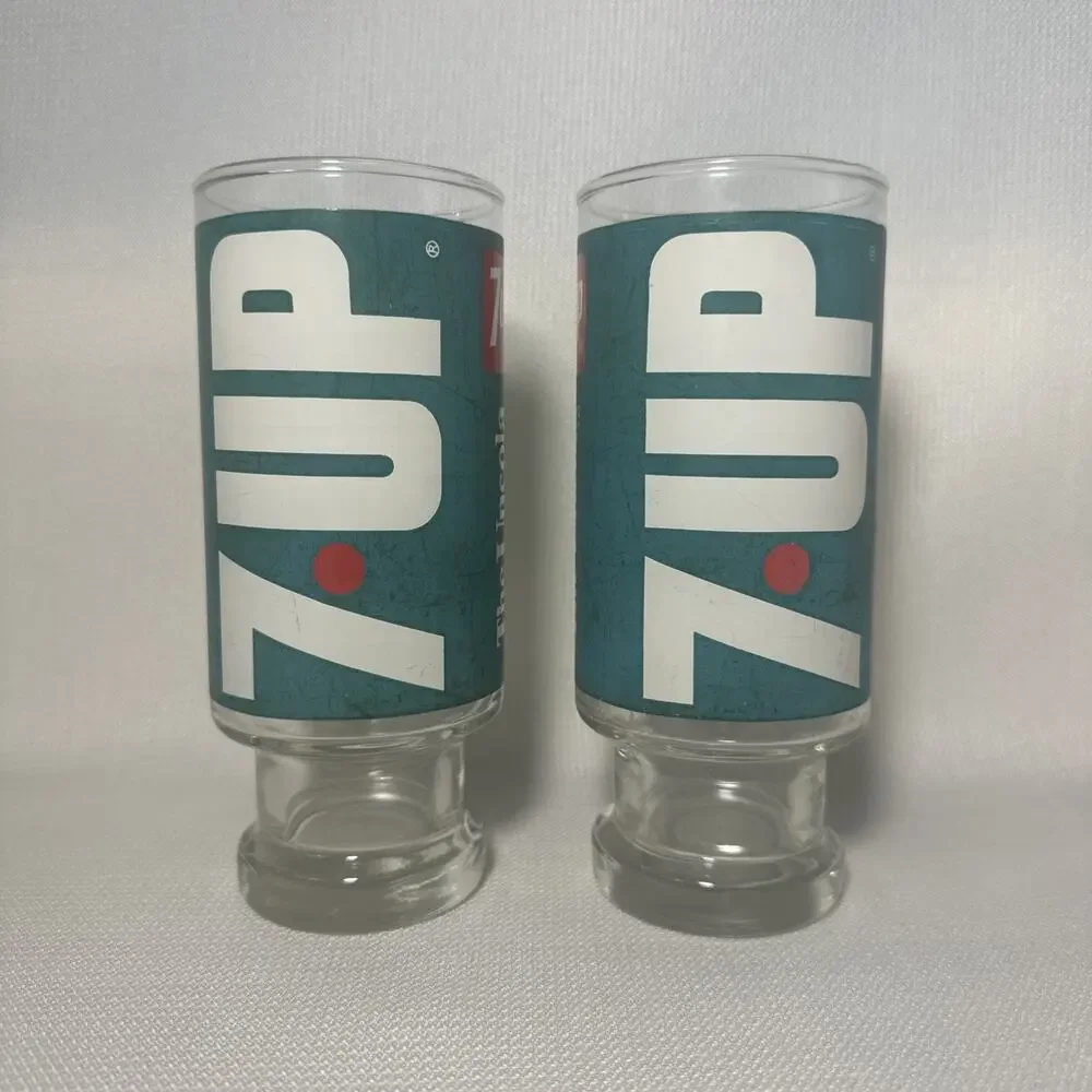 Vintage 7UP Drinking Glasses The Uncola 6.5